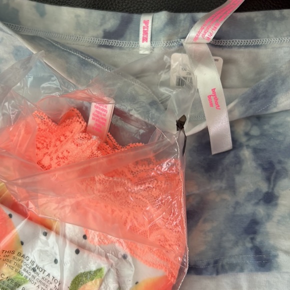 BNWT PINK by Victoria’s Secret lot of 4 medium panties boyshort shortie - Picture 4 of 4